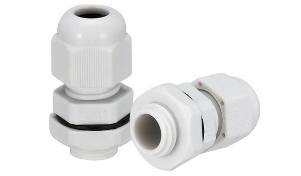 Prensaestopa Plastica C/Tuerca 13.5mm IP68